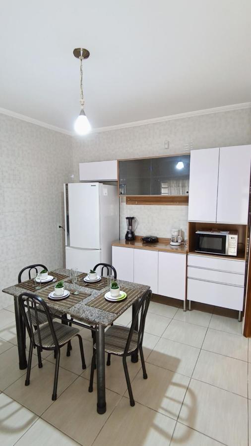 Holiday home Casa Confortavel, 3 Quartos, Ar Condic. 300 Mega,