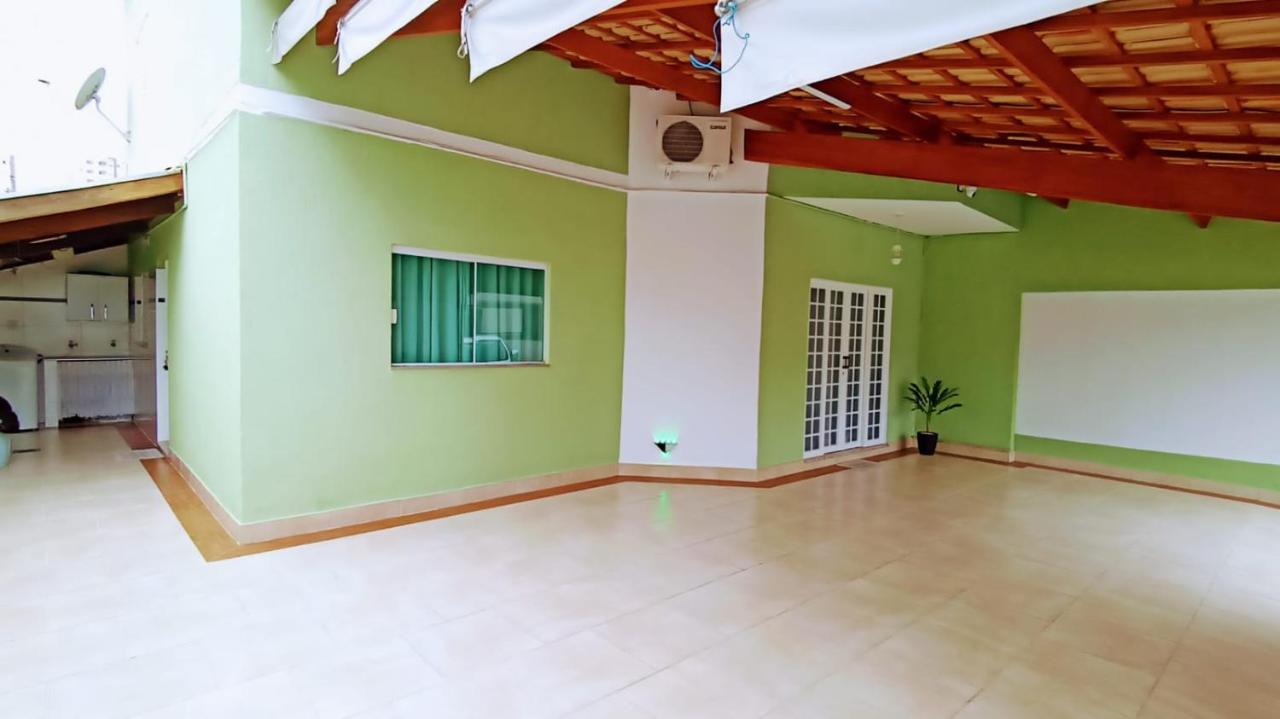 Casa Confortavel, 3 Quartos, Ar Condic. 300 Mega, * Taubate
