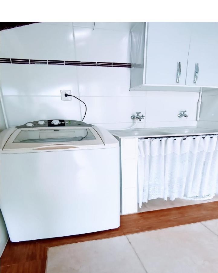 Casa Confortavel, 3 Quartos, Ar Condic. 300 Mega, Holiday home