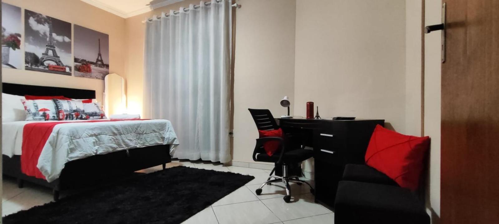 Holiday home Casa Confortavel, 3 Quartos, Ar Condic. 300 Mega,