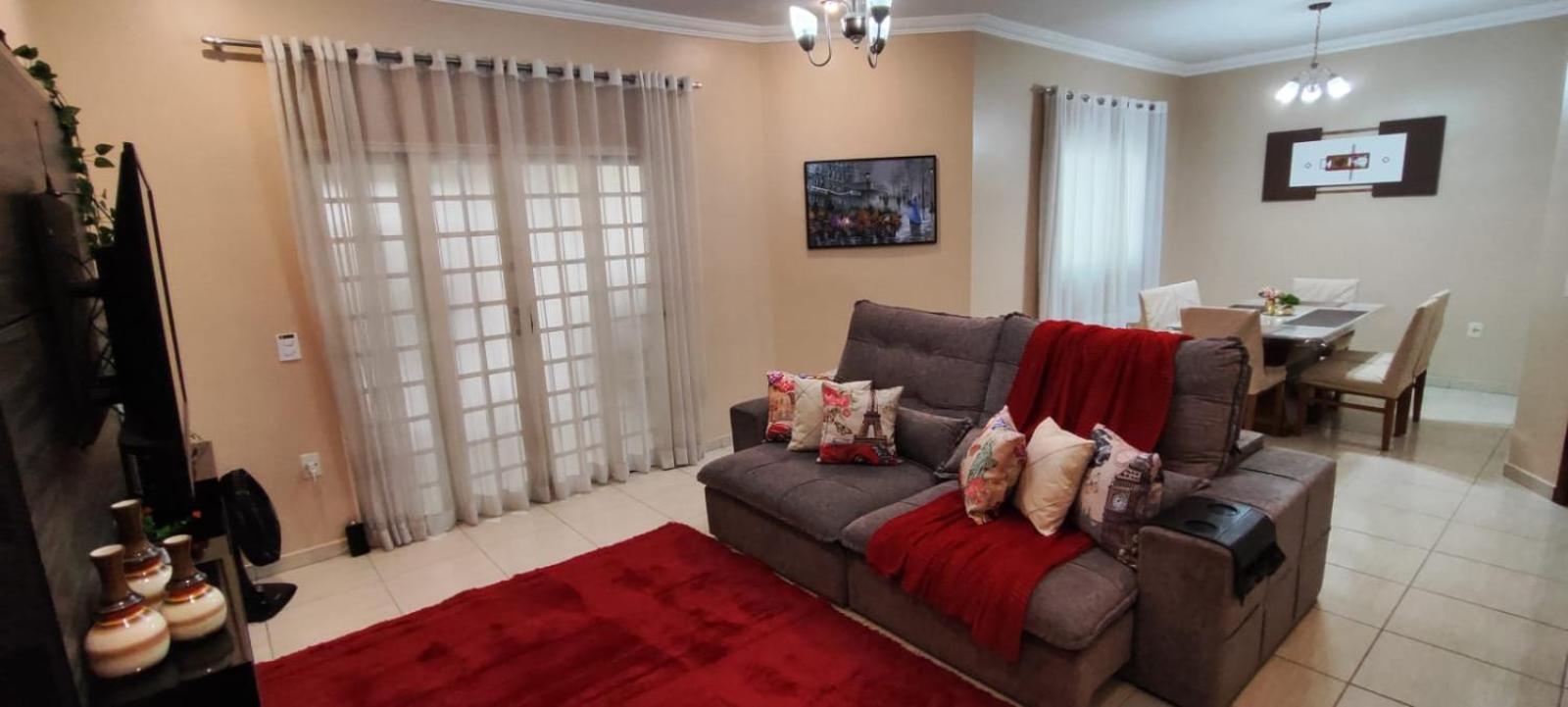 Casa Confortavel, 3 Quartos, Ar Condic. 300 Mega, Holiday home *