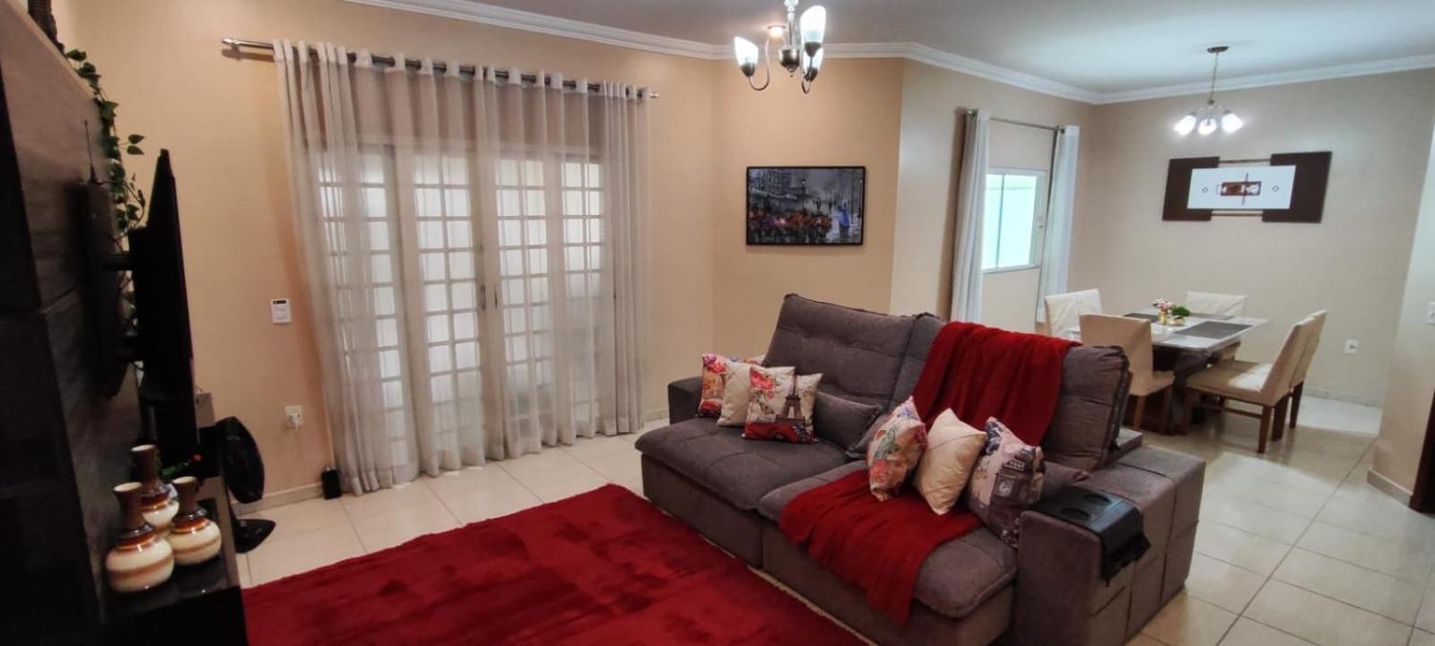 Casa Confortavel, 3 Quartos, Ar Condic. 300 Mega, Holiday home Taubate
