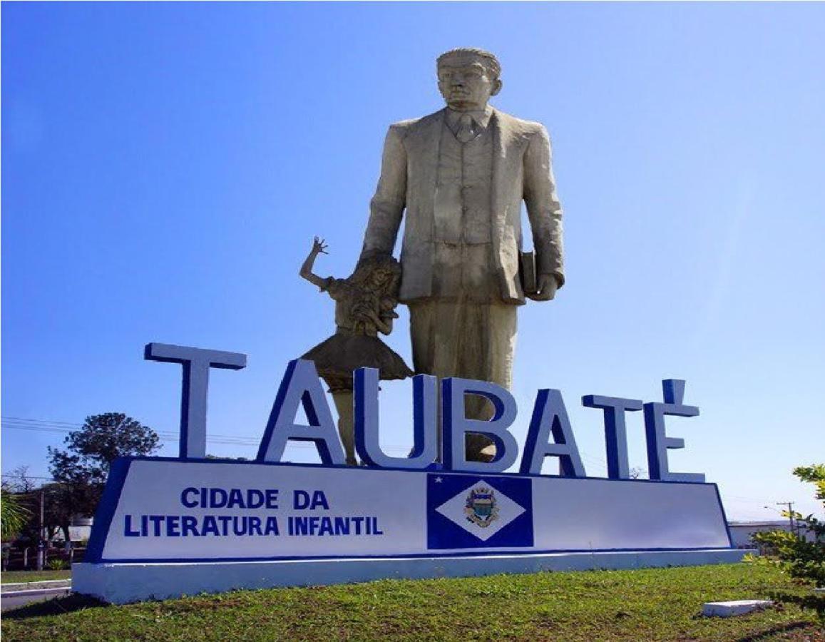 Casa Confortavel, 3 Quartos, Ar Condic. 300 Mega, Taubate